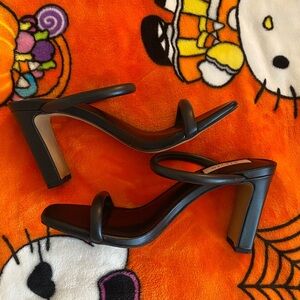 NWT Steven by Steve Madden black heels